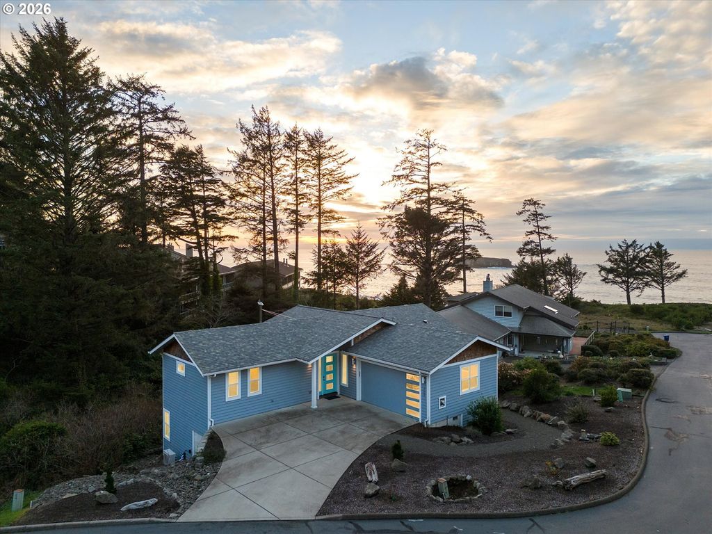 209 SEA CREST Way, Otter Rock, OR 97369