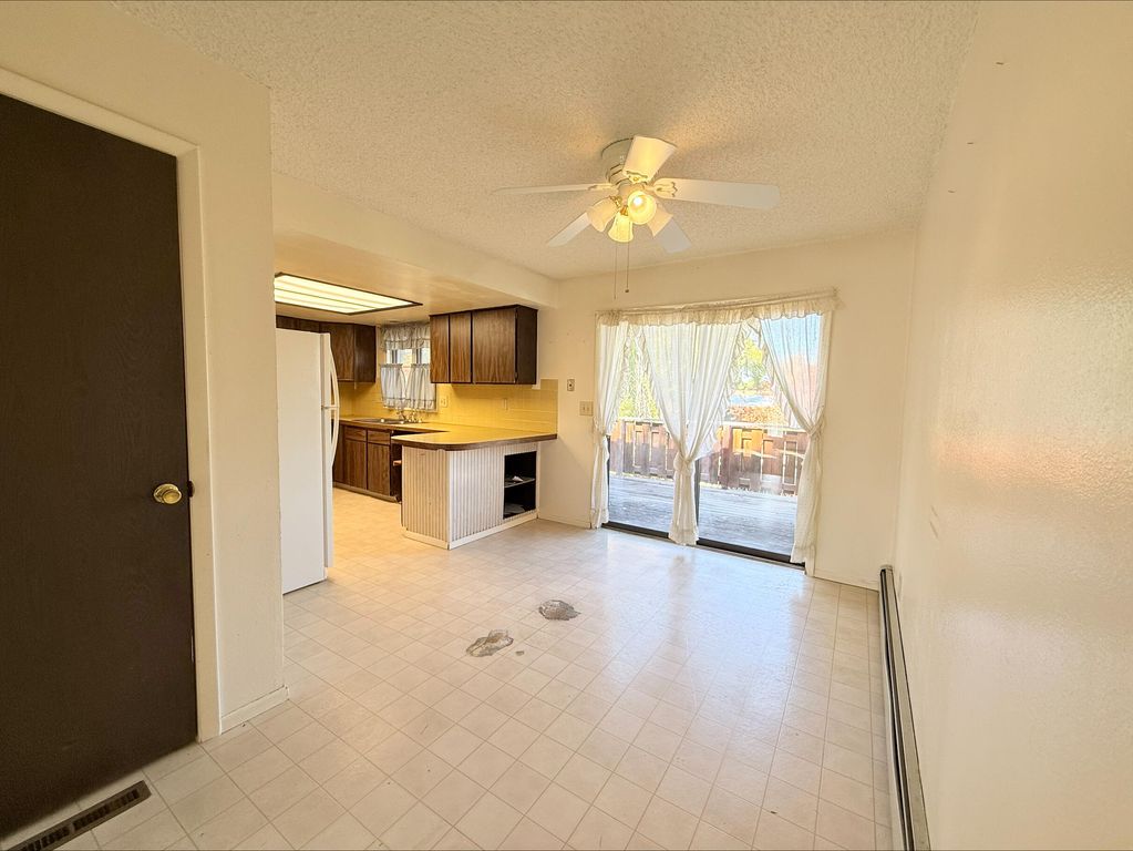 635 Dunnuck Street, Sheridan, WY 82801 photo 3