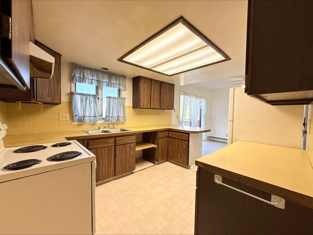 635 Dunnuck Street, Sheridan, WY 82801 photo 5