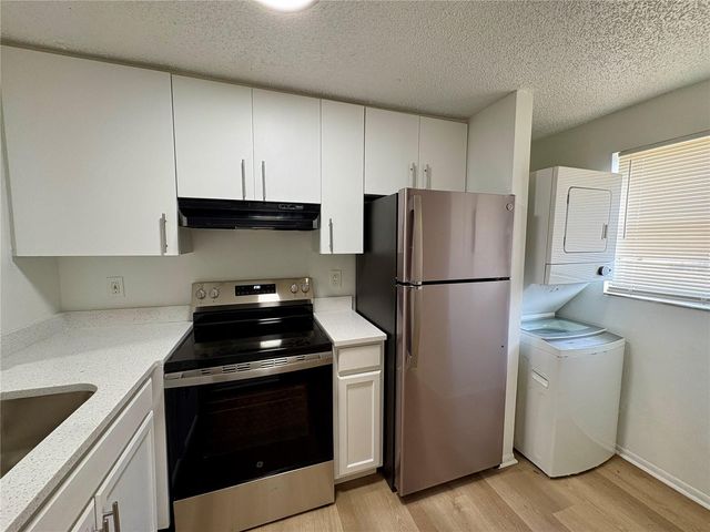 408 57TH AVENUE DRIVE E C, Bradenton, FL 34203