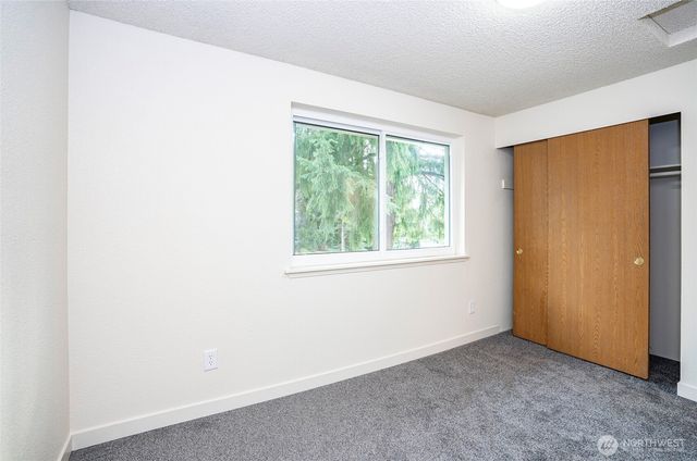 12214 221st Avenue Ct E, Bonney Lake, WA 98391