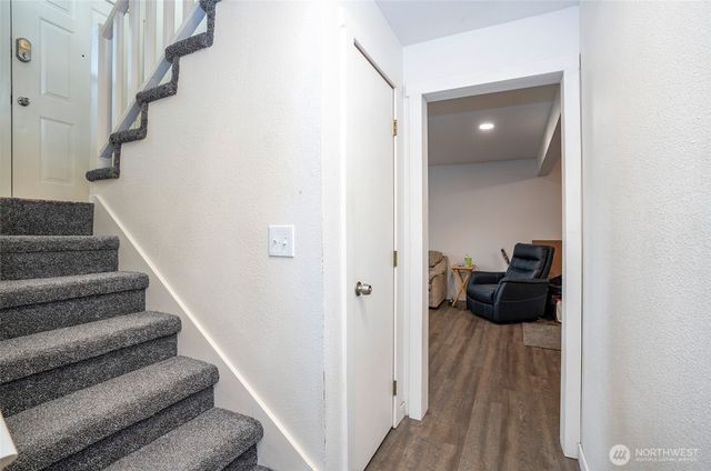 12214 221st Avenue Ct E, Bonney Lake, WA 98391