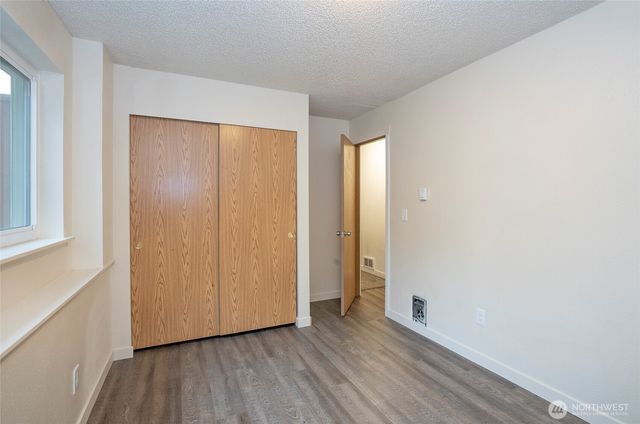 12214 221st Avenue Ct E, Bonney Lake, WA 98391