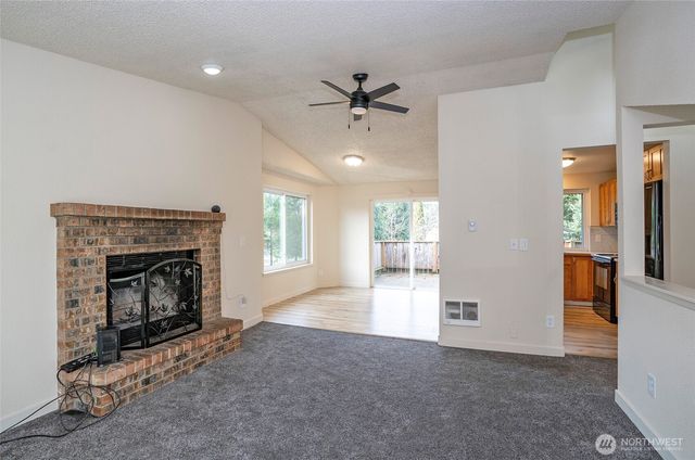 12214 221st Avenue Ct E, Bonney Lake, WA 98391