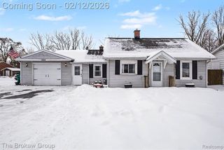 1084 Midland Road, Bay City, MI 48706