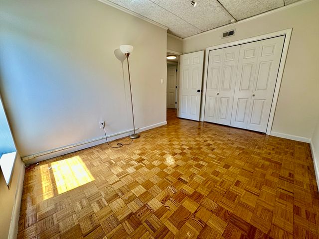 41 Broadlawn Park 22A, Newton, MA 02467