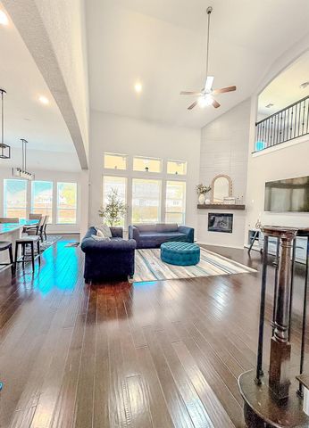 4301 Logan Ridge DR, Cedar Park, TX 78613
