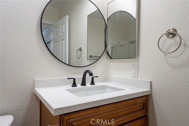 510 Via Zapata, Riverside, CA 92507