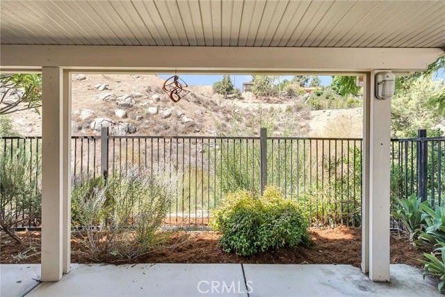 510 Via Zapata, Riverside, CA 92507