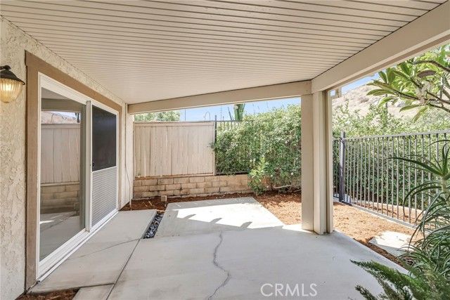 510 Via Zapata, Riverside, CA 92507