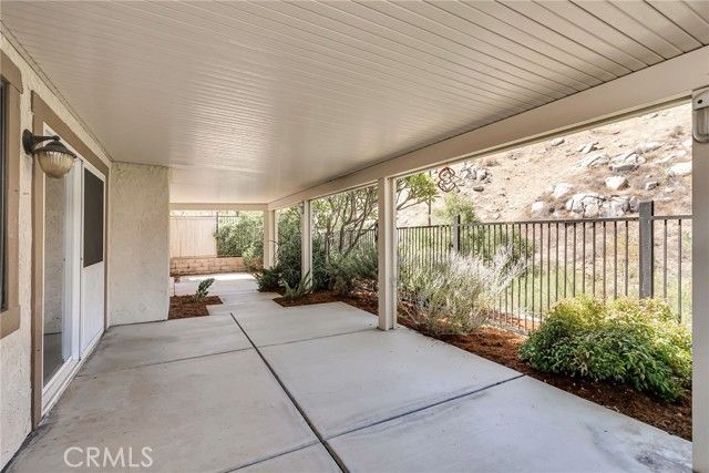 510 Via Zapata, Riverside, CA 92507