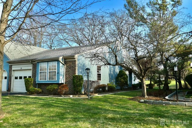 27-A John Adams Court, Monroe, NJ 08831