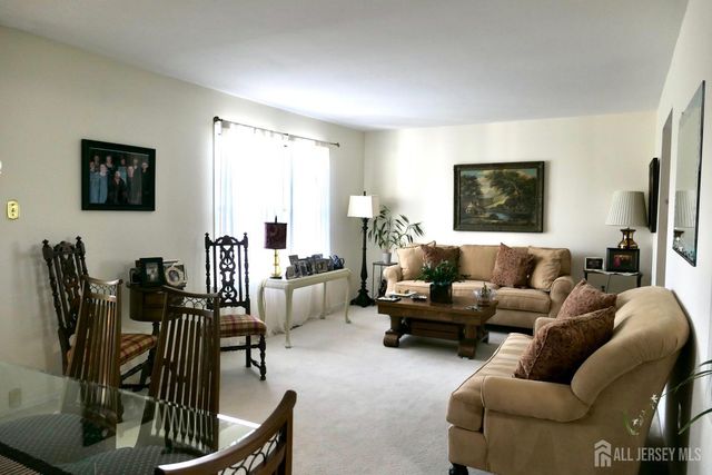 27-A John Adams Court, Monroe, NJ 08831