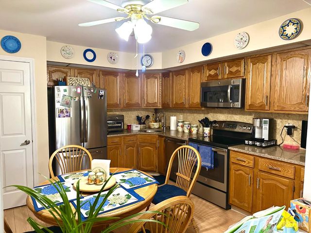 27-A John Adams Court, Monroe, NJ 08831