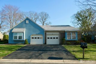 27-A John Adams Court, Monroe, NJ 08831