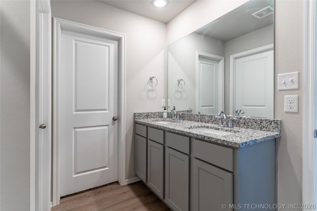 28189 E 112th Place S, Coweta, OK 74429