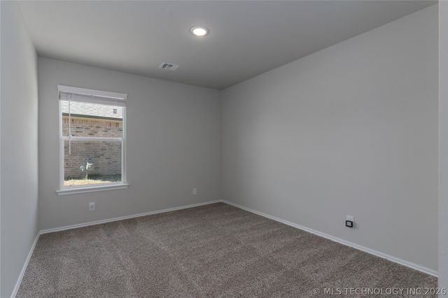 28189 E 112th Place S, Coweta, OK 74429