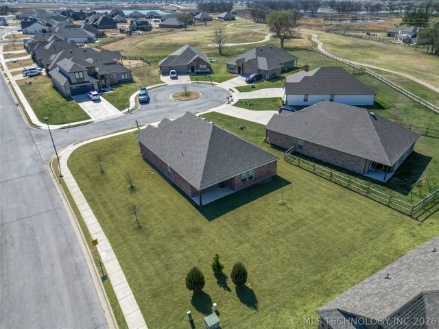 28189 E 112th Place S, Coweta, OK 74429