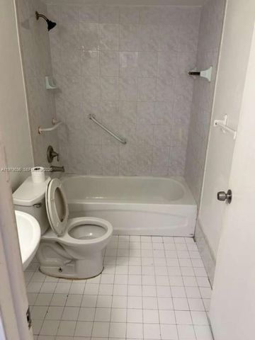 1622 Sunrise Blvd, Homestead, FL 33033