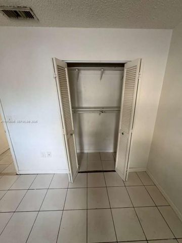 1622 Sunrise Blvd, Homestead, FL 33033