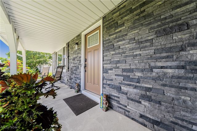 370 Lear Road, Avon Lake, OH 44012