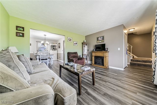 370 Lear Road, Avon Lake, OH 44012