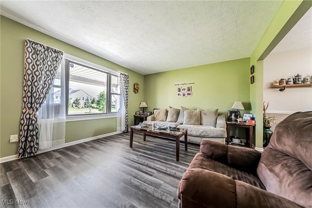 370 Lear Road, Avon Lake, OH 44012