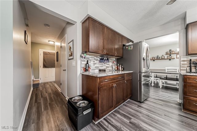 370 Lear Road, Avon Lake, OH 44012