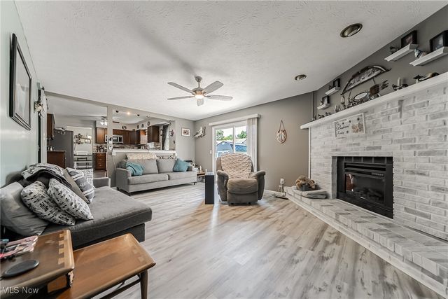 370 Lear Road, Avon Lake, OH 44012