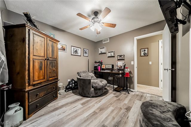 370 Lear Road, Avon Lake, OH 44012