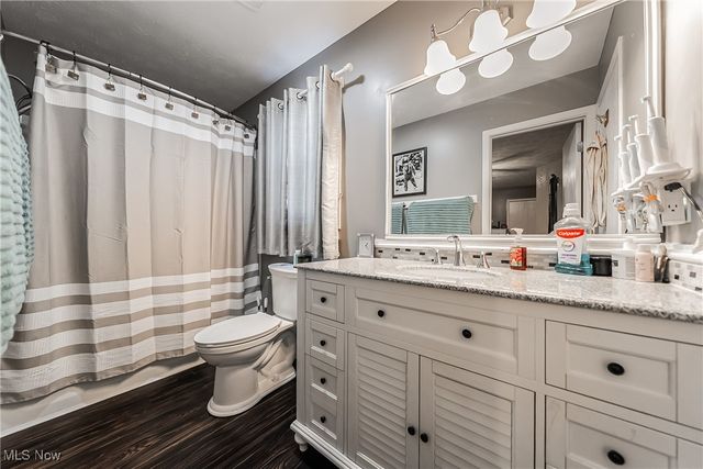 370 Lear Road, Avon Lake, OH 44012