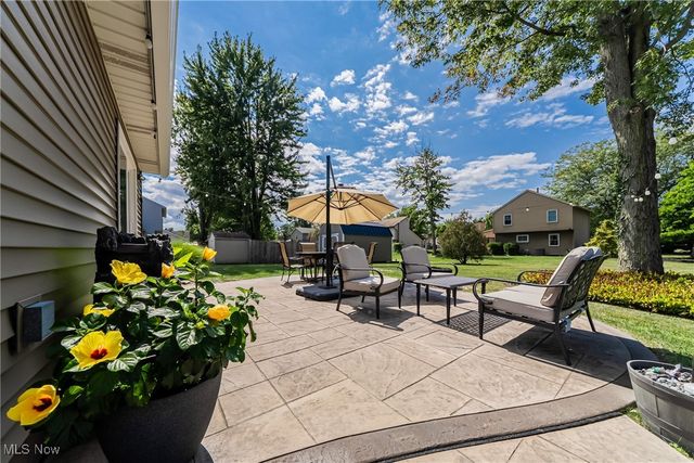 370 Lear Road, Avon Lake, OH 44012