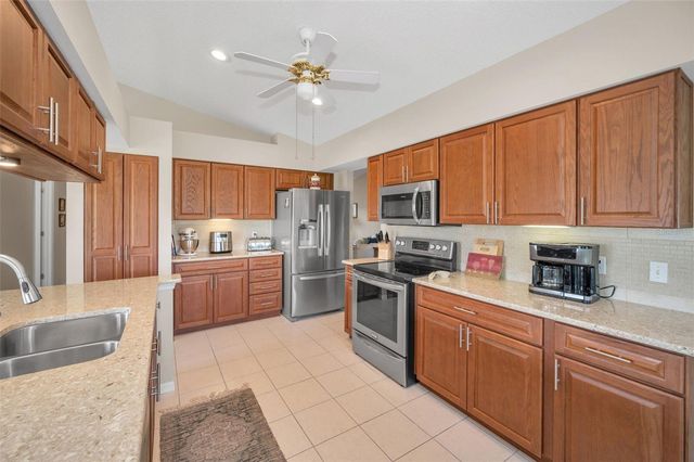 1136 ALMONDWOOD DRIVE, Trinity, FL 34655