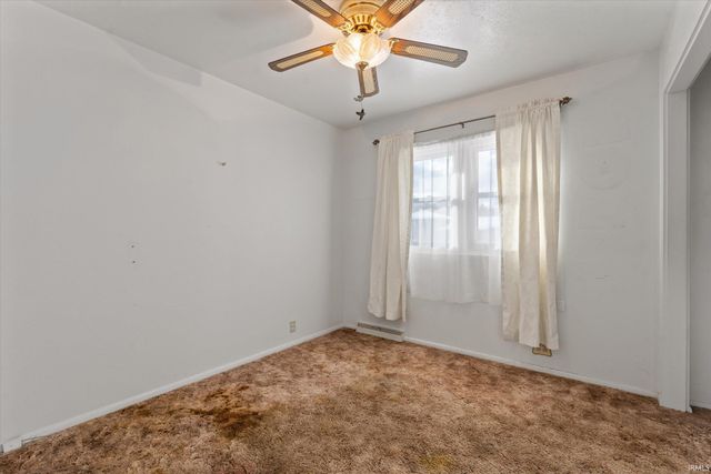 19151 Dresden Drive, South Bend, IN 46637