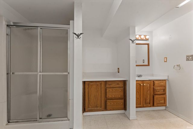 19151 Dresden Drive, South Bend, IN 46637