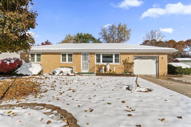 19151 Dresden Drive, South Bend, IN 46637