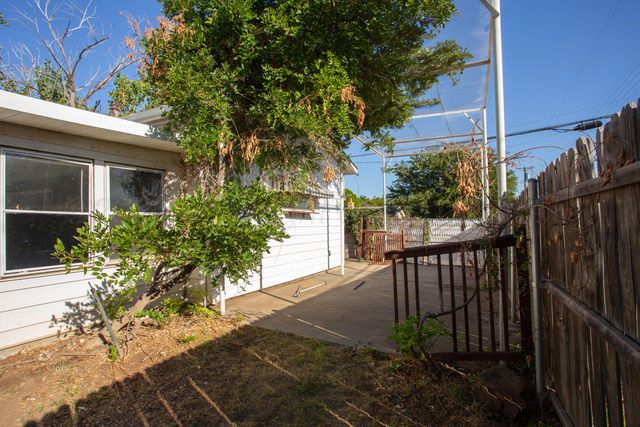 3601 THURMAN Street, Amarillo, TX 79109