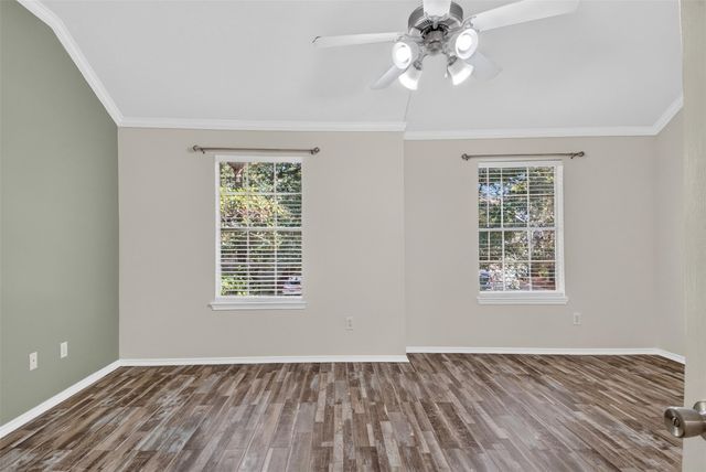 38 Wineberry Place, The Woodlands, TX 77382