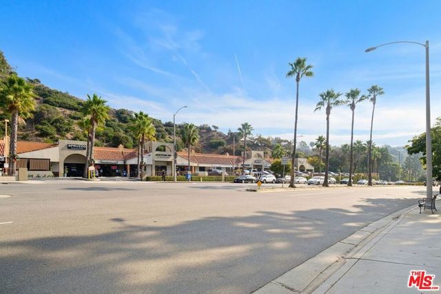 501 Palisades Drive 308, Pacific Palisades, CA 90272