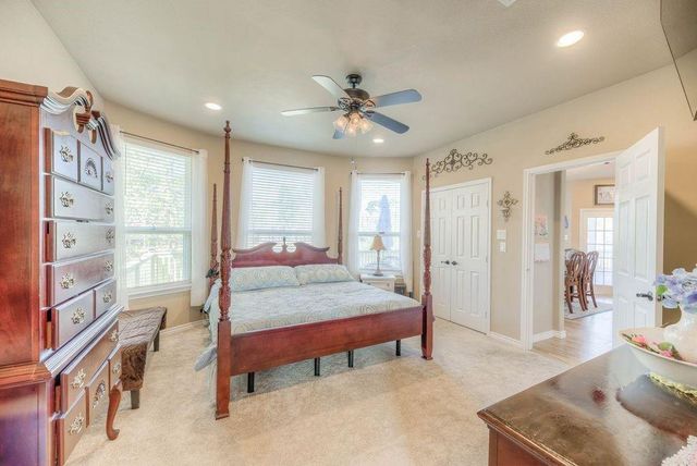 293 Twin Magnolia, Onalaska, TX 77360