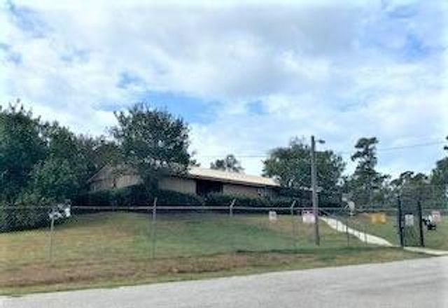 293 Twin Magnolia, Onalaska, TX 77360