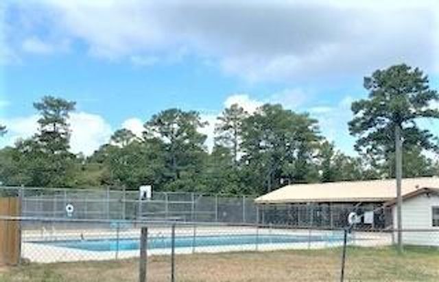 293 Twin Magnolia, Onalaska, TX 77360