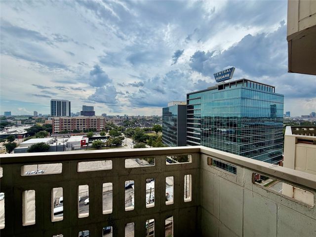 2016 Main Street 916, Houston, TX 77002