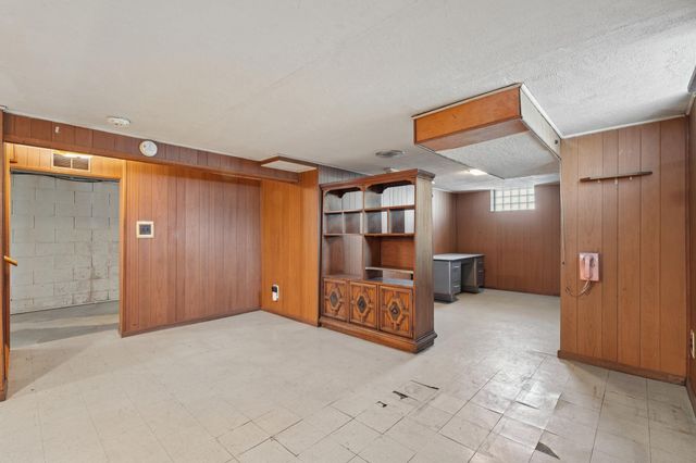 3919 Bass Lake Road, Brooklyn Center, MN 55429