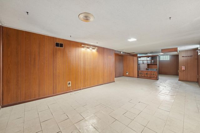 3919 Bass Lake Road, Brooklyn Center, MN 55429