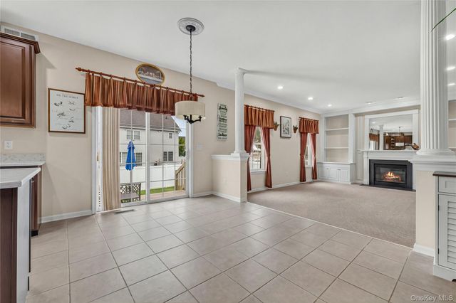 2506 Constitution Way, New Windsor, NY 12553