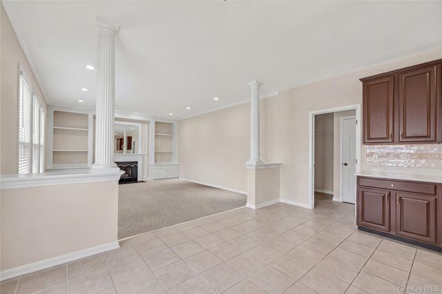 2506 Constitution Way, New Windsor, NY 12553