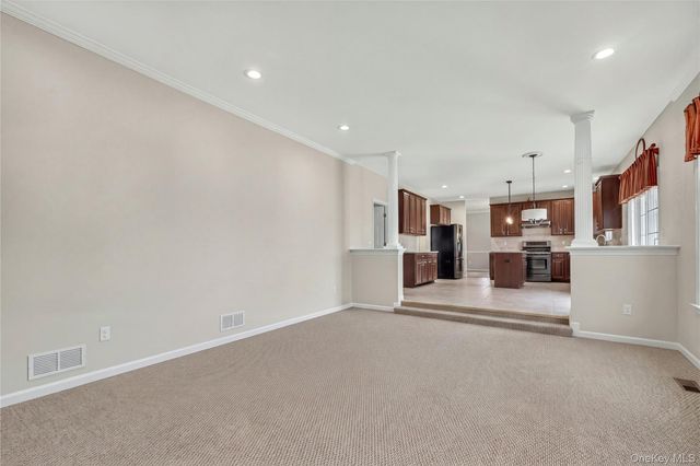 2506 Constitution Way, New Windsor, NY 12553