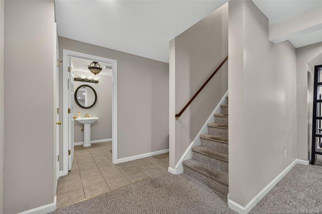 2506 Constitution Way, New Windsor, NY 12553