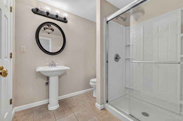 2506 Constitution Way, New Windsor, NY 12553